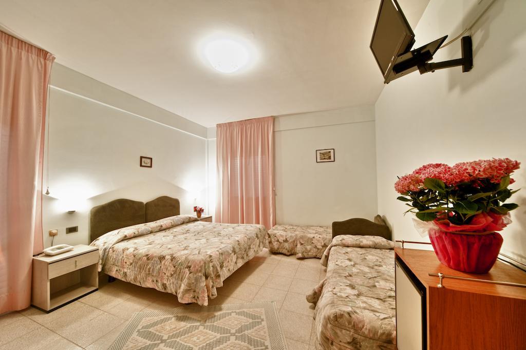 Hotel Il Quadrifoglio Cascia Δωμάτιο φωτογραφία