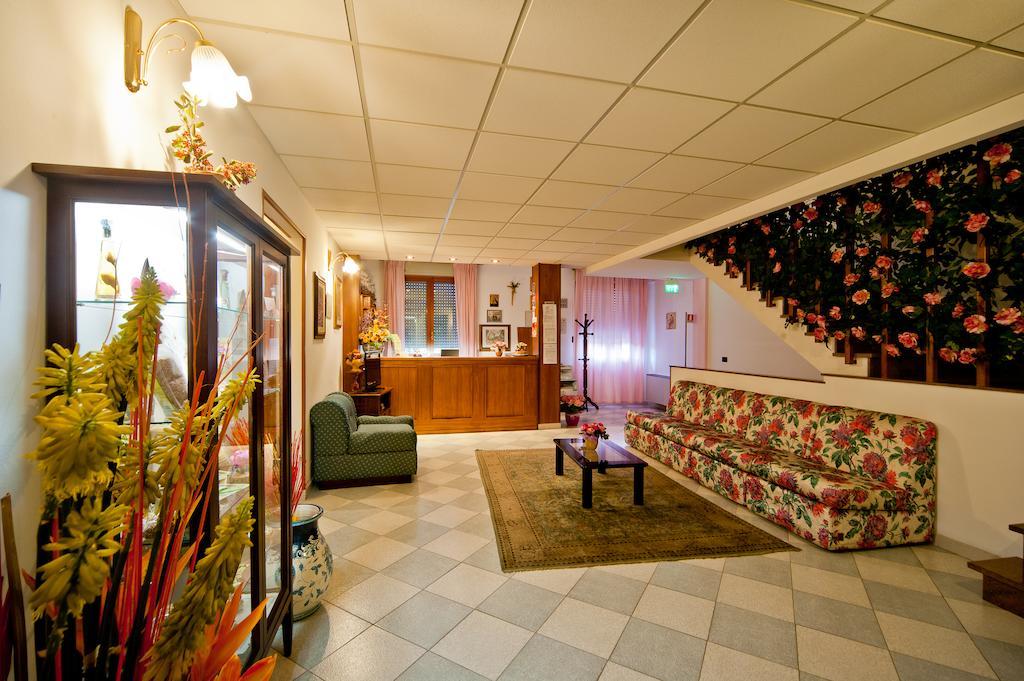 Hotel Il Quadrifoglio Cascia Εξωτερικό φωτογραφία