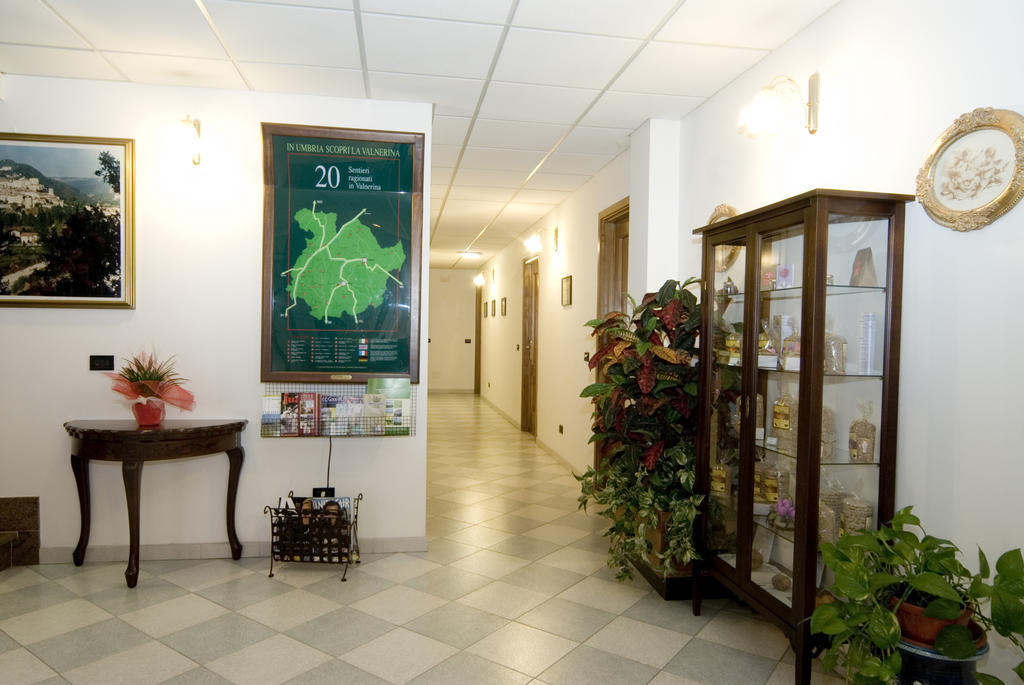 Hotel Il Quadrifoglio Cascia Εξωτερικό φωτογραφία