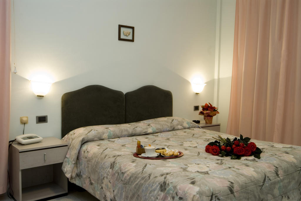 Hotel Il Quadrifoglio Cascia Δωμάτιο φωτογραφία